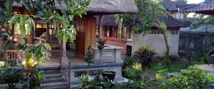 Costruire una Biblioteca Comunitaria a Sua Bali (Indonesia)