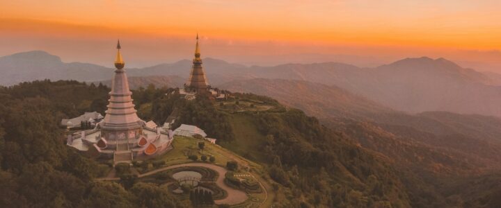 Volontariato in Thailandia: Morale ed Etica Universale nel Cuore delle Colline di Chiang Mai