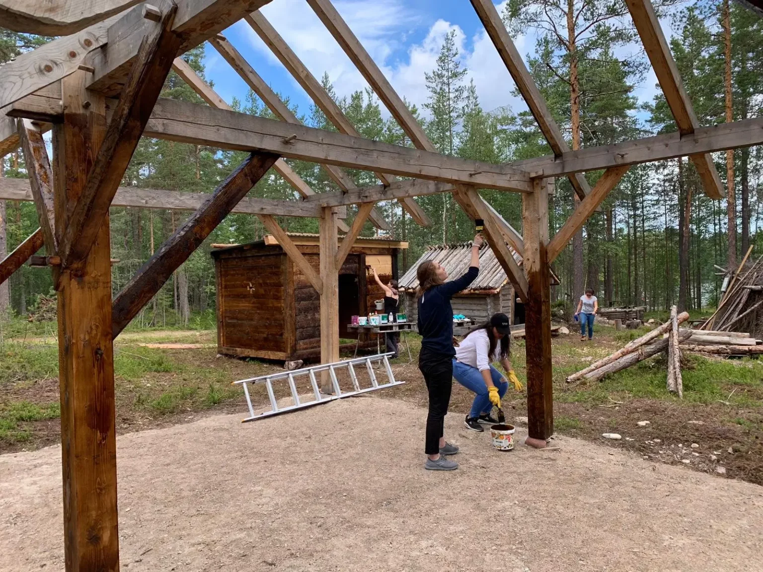 Campo di volontariato in Svezia: natura, formazione e vita comunitaria a Bäckedal